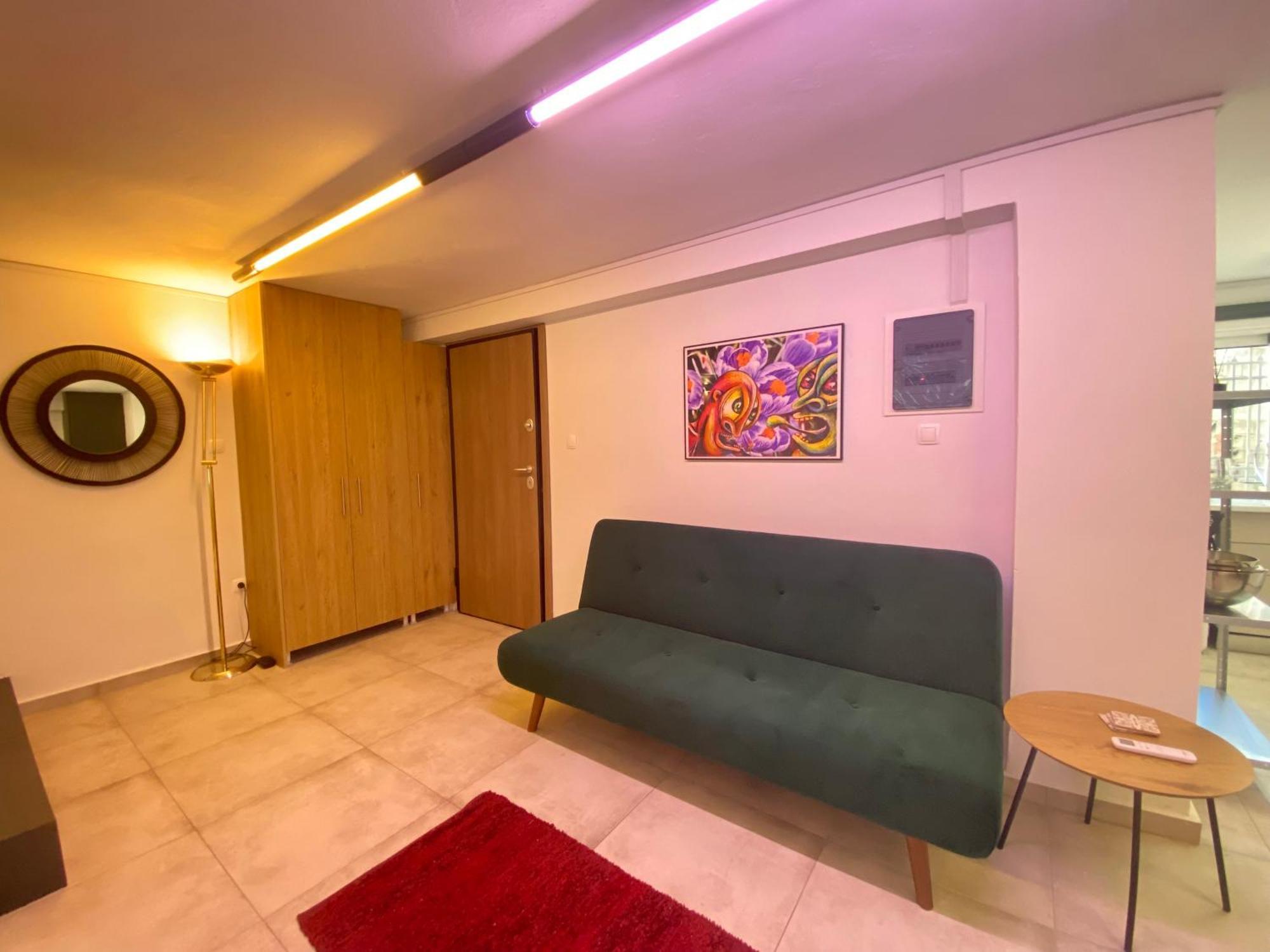 Silk Mill Metaxourgeio, Centre Apartment *