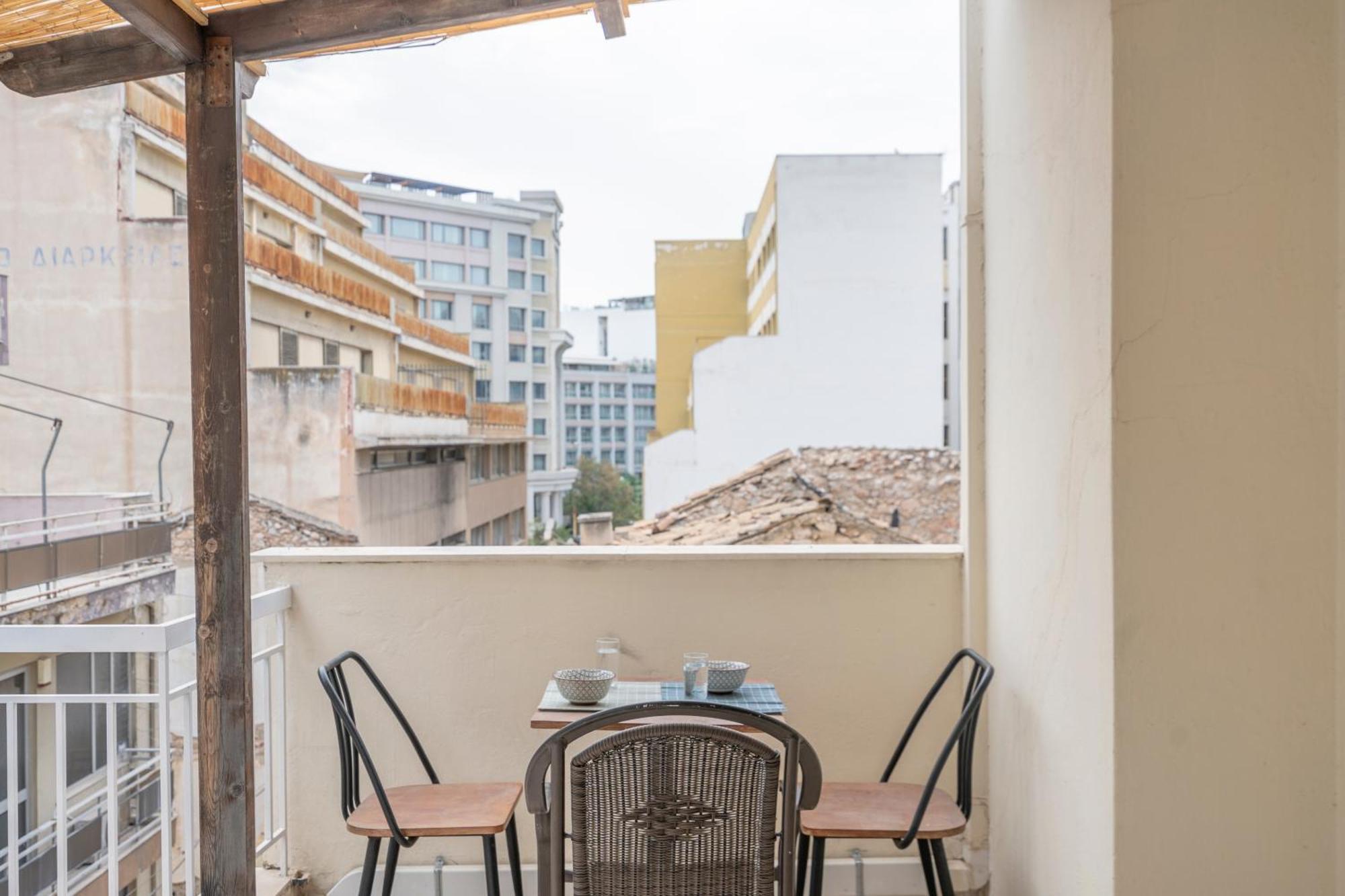 Apartment Silk Mill Metaxourgeio, Centre